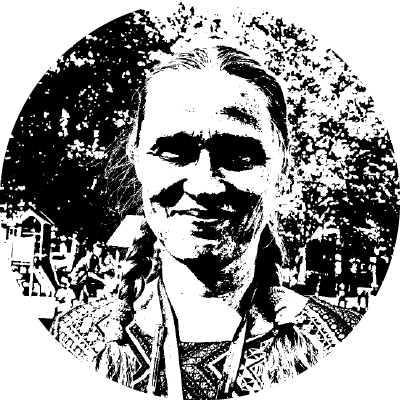 Zuzanna Mrozikowa - czarne białe zdjęcie tłumaczki literatury litewskiej