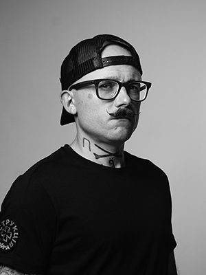 Iwan_Semesiuk Czarno-biały portret mężczyzny.