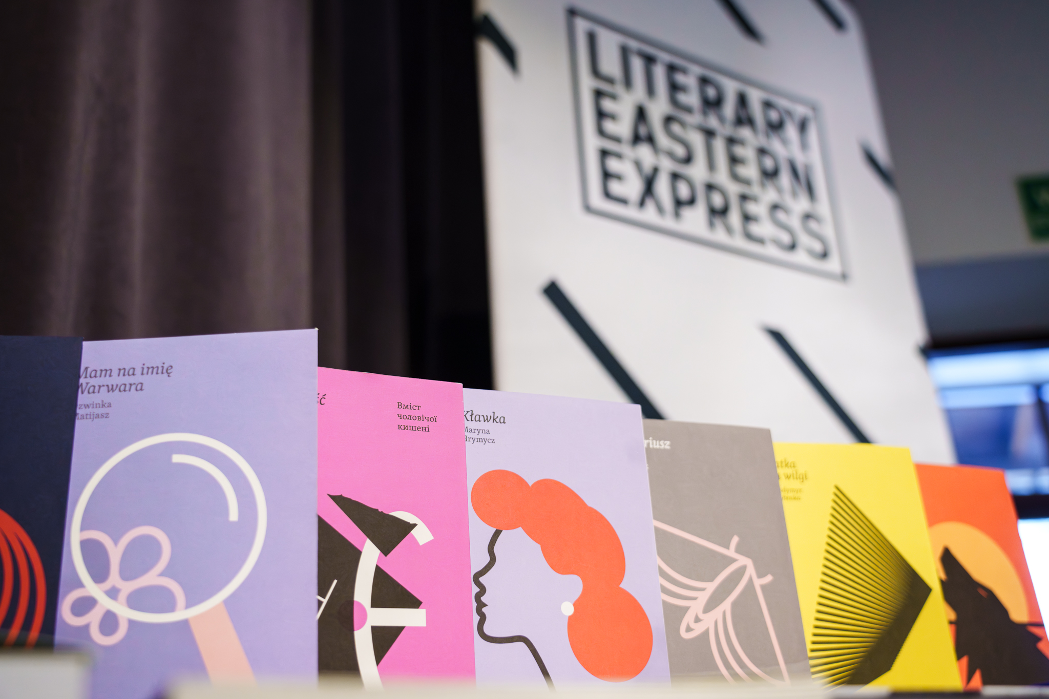 fot. Marcin Butryn (1) Wystawa okładek książek Literary Eastern Express.